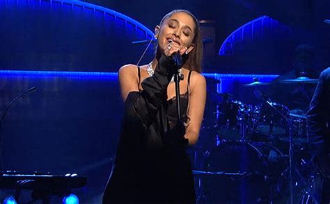 Ariana Grande Has Wardrobe Malfunction While Hosting SNL